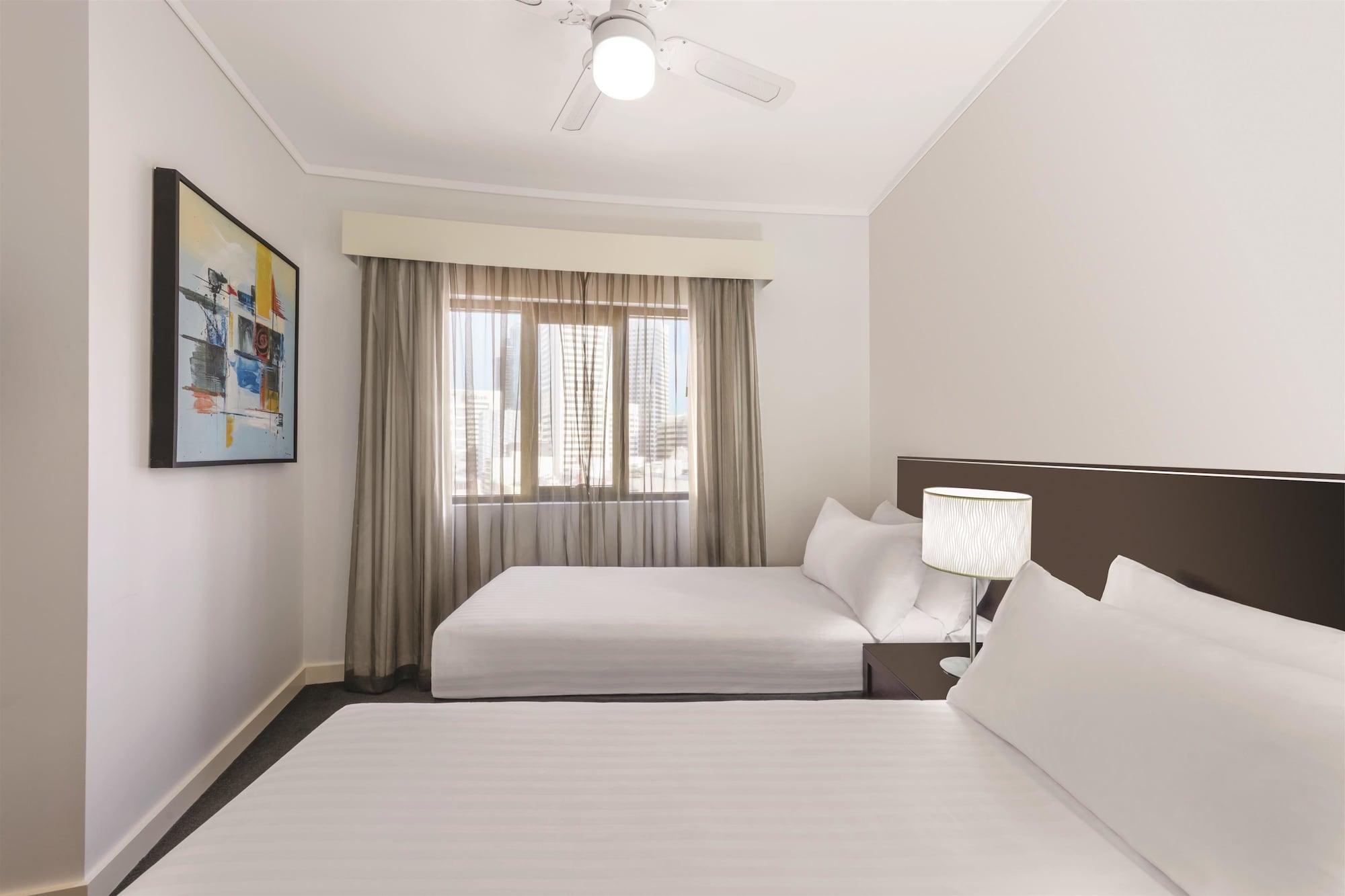Adina Apartment Hotel Perth Barrack Plaza Exteriör bild