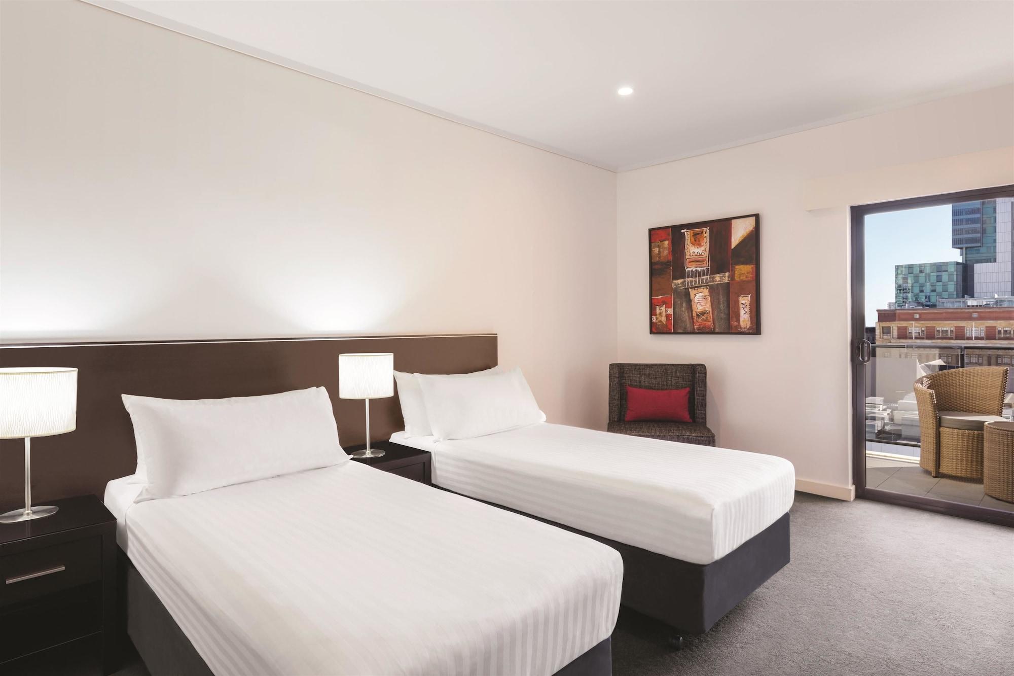 Adina Apartment Hotel Perth Barrack Plaza Exteriör bild