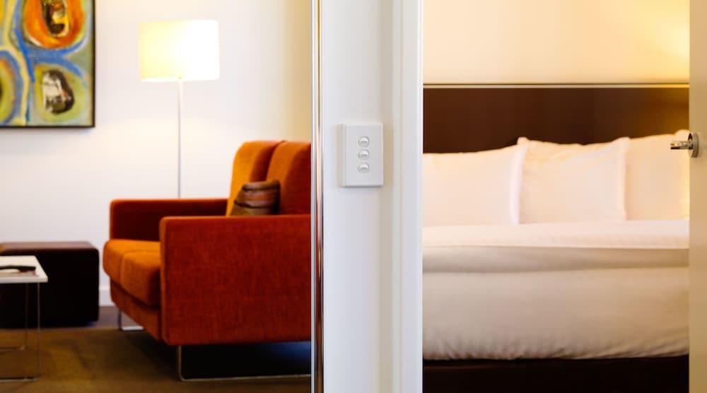 Adina Apartment Hotel Perth Barrack Plaza Exteriör bild