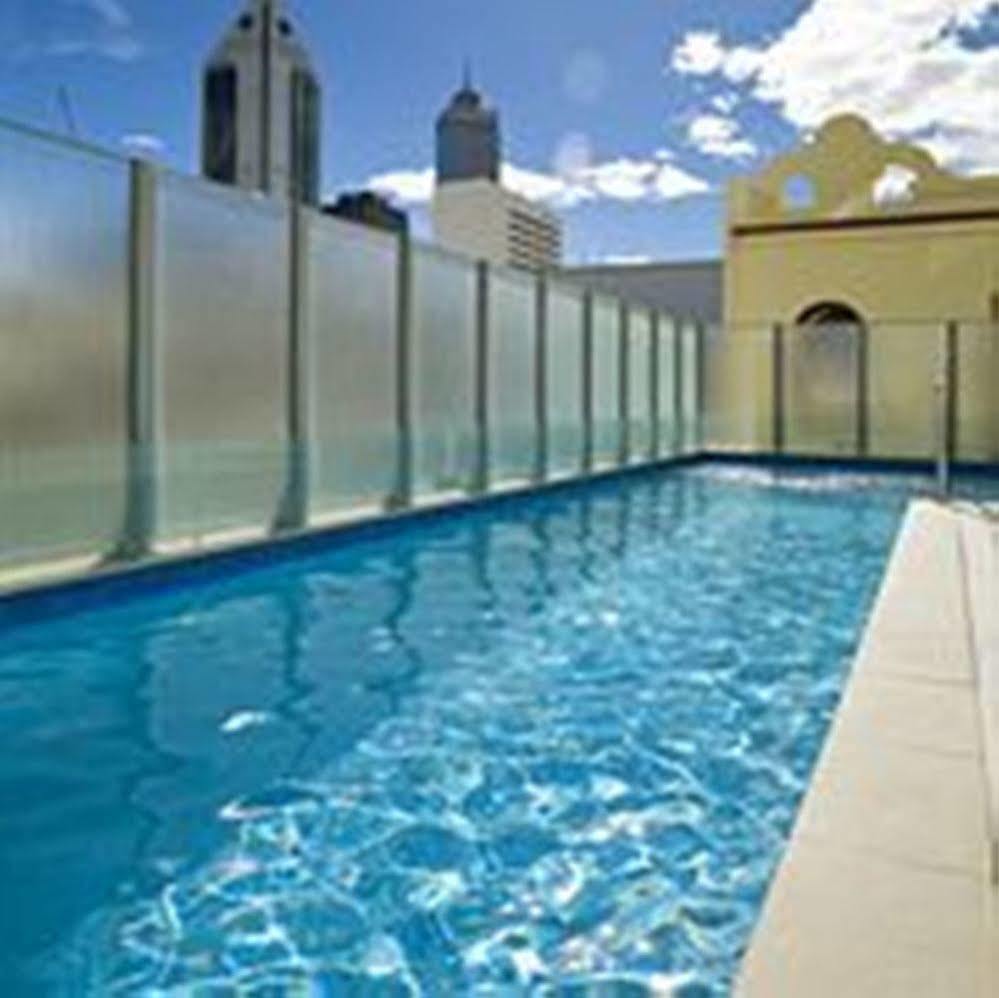 Adina Apartment Hotel Perth Barrack Plaza Exteriör bild